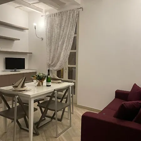 Appartamenti Pinalli Daire Arona